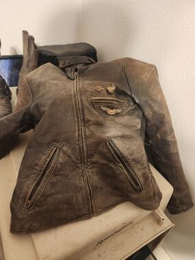 Vintage Harley-Davidson Brown Distressed Leather Biker Jacket